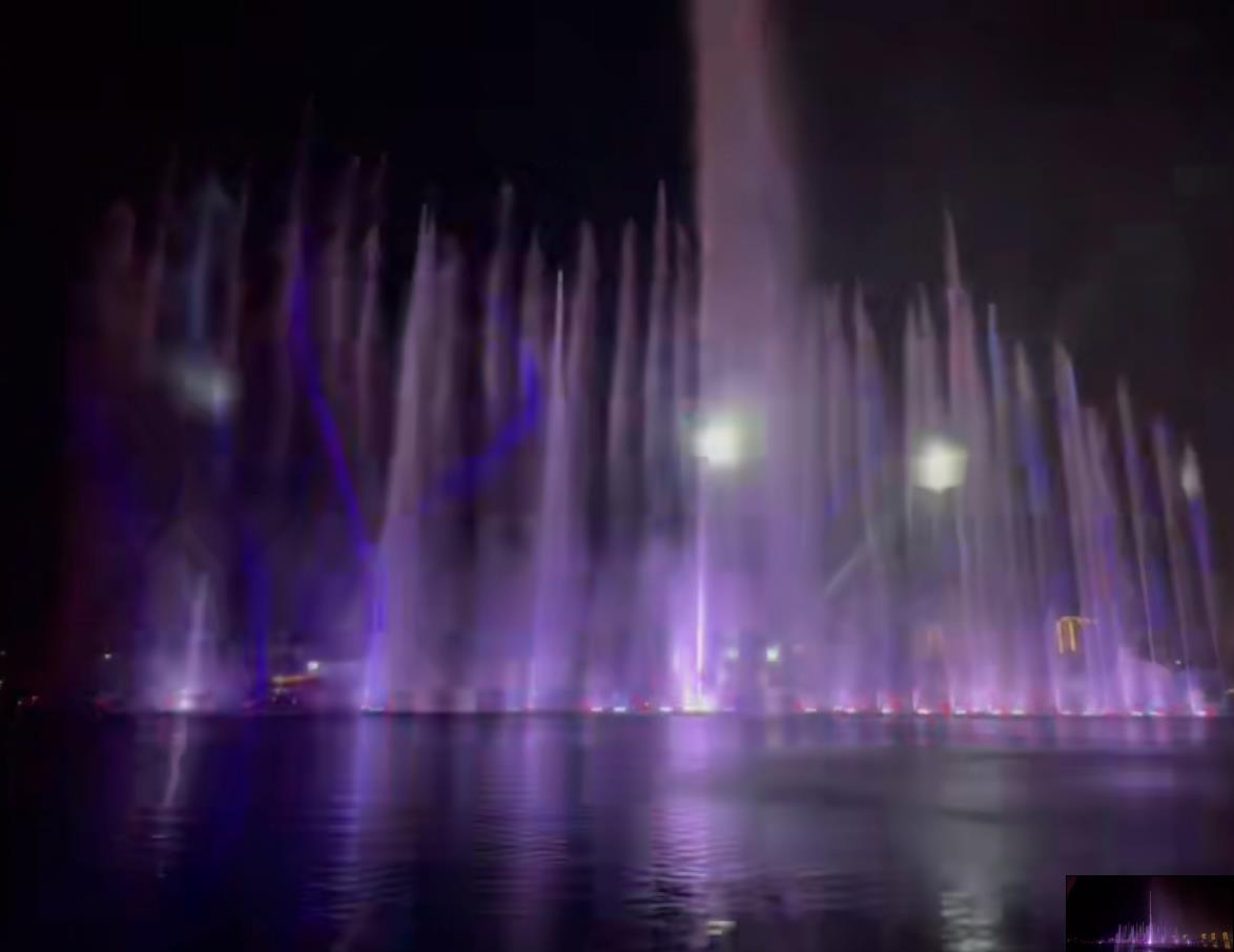 Ruyi Lake Large Musical Fountain in Changchun City, Jilin Province